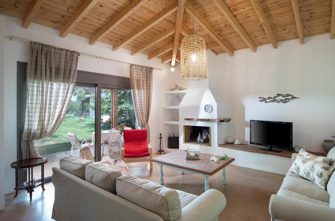 Villa Menie - Golden Fig Sykia Lodge Paralia Sikias Экстерьер фото