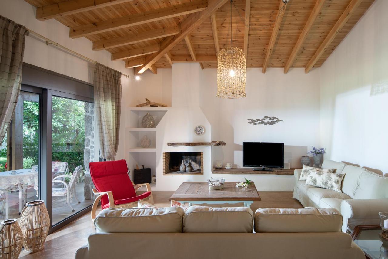 Villa Menie - Golden Fig Sykia Lodge Paralia Sikias Экстерьер фото